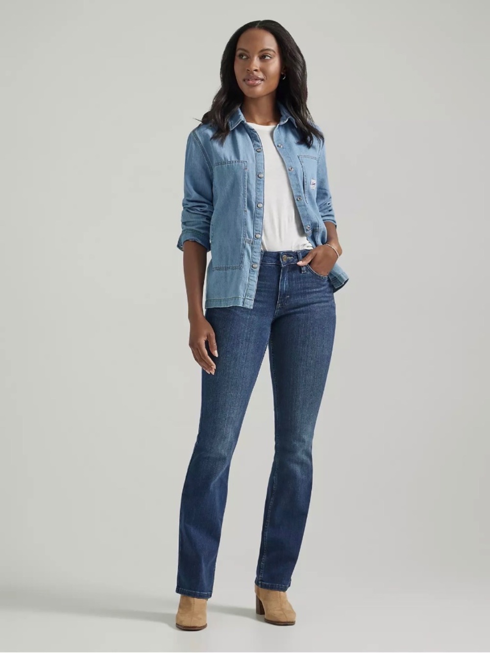 Lee Women’s Legendary Regular Bootcut Mid Rise Jeans in Dark Blue 16 M
